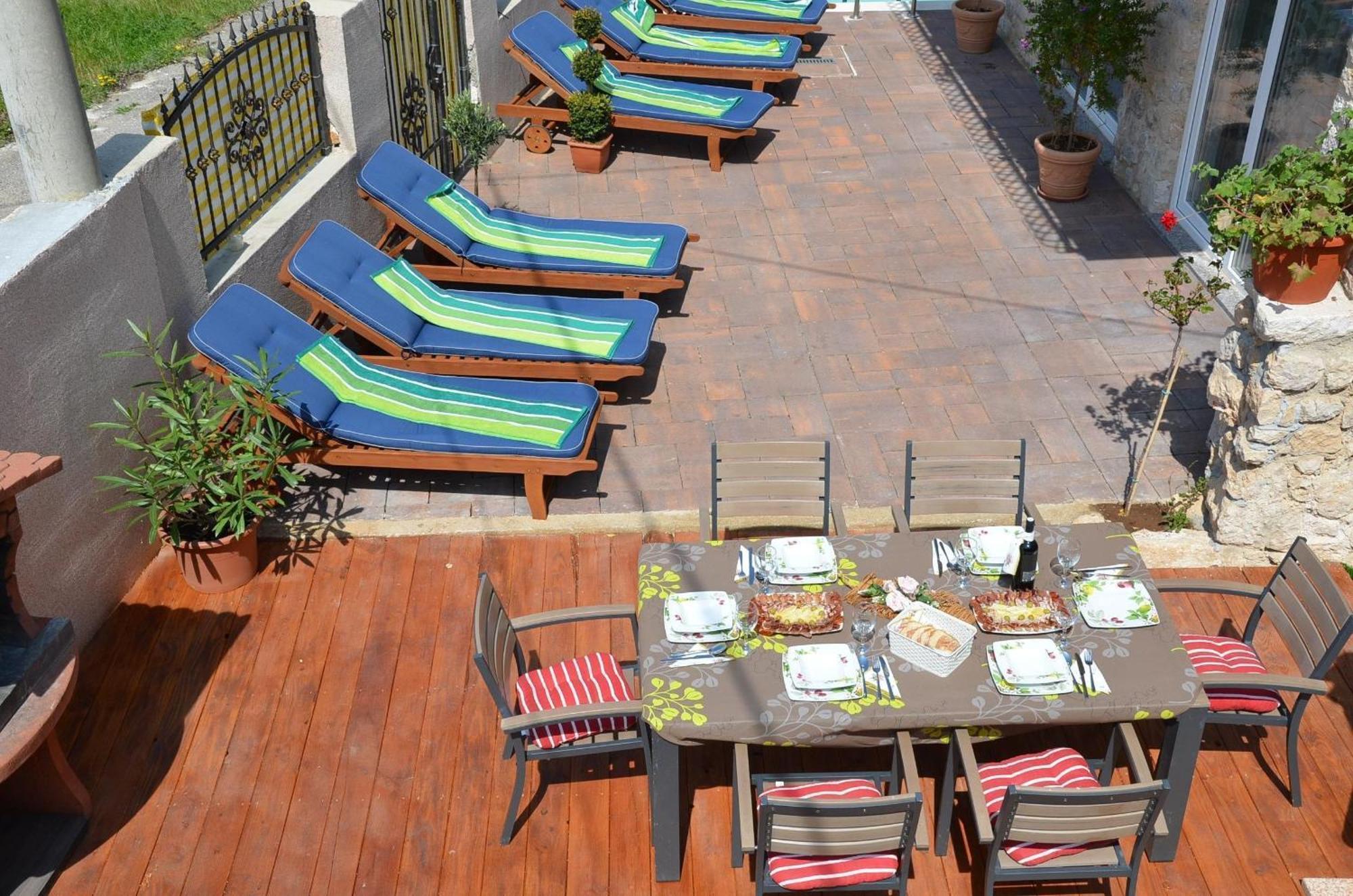 Grosses Ferienhaus Mit Eigenem Pool Und Terrasse Crikvenica Extérieur photo